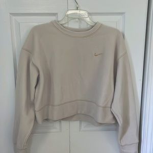 Cream nike crew neck L